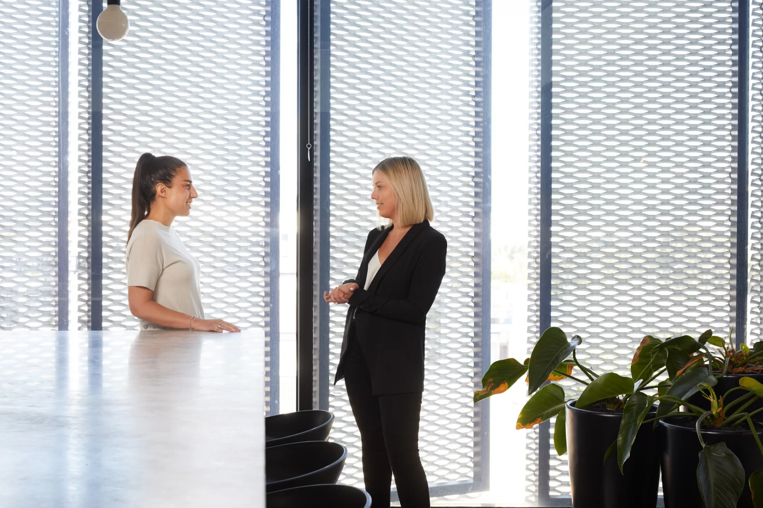 Read more about the article How a Buyers Advocate in Melbourne Can Save You Time and Money